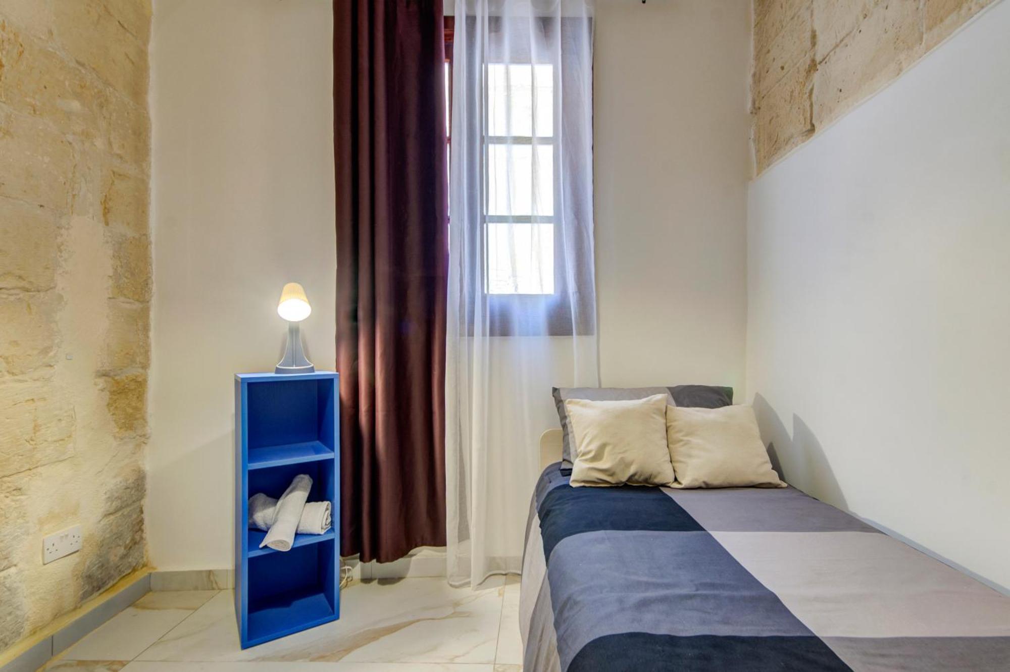 Ferienhaus Stunning Modern-traditional 3br Townhouse In Mosta