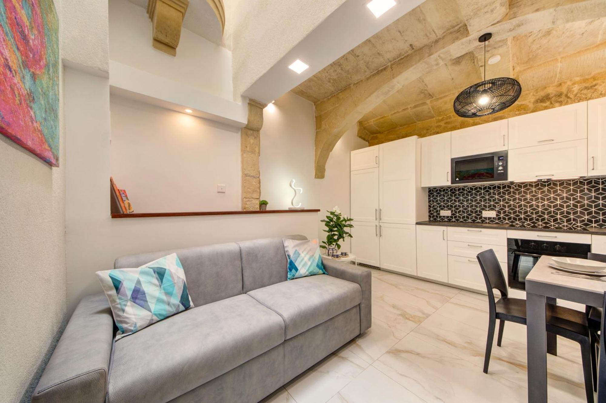 Stunning Modern-traditional 3br Townhouse In Ferienhaus *