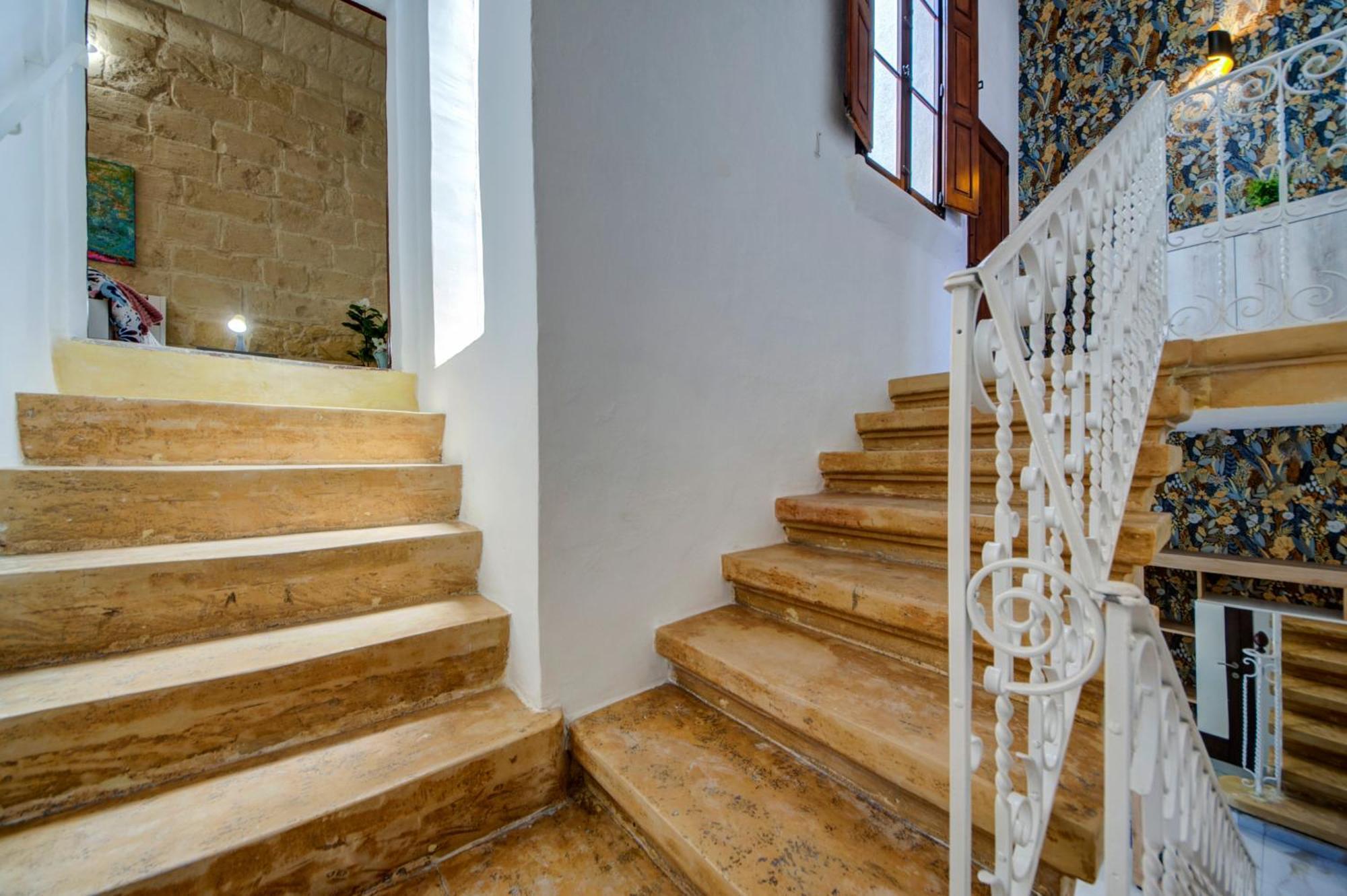 Ferienhaus Stunning Modern-traditional 3br Townhouse In