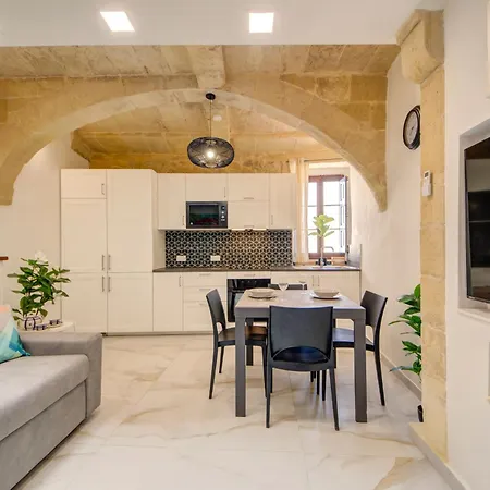 Stunning Modern-Traditional 3Br Townhouse In Mosta Exterior photo