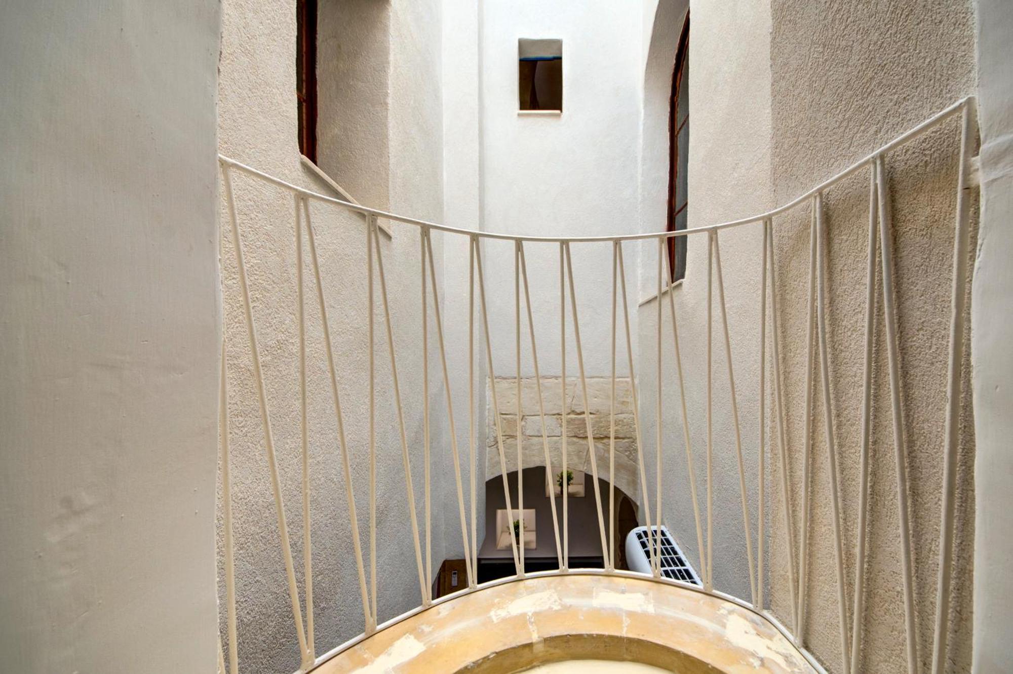 Casa de Férias Stunning Modern-traditional 3br Townhouse In