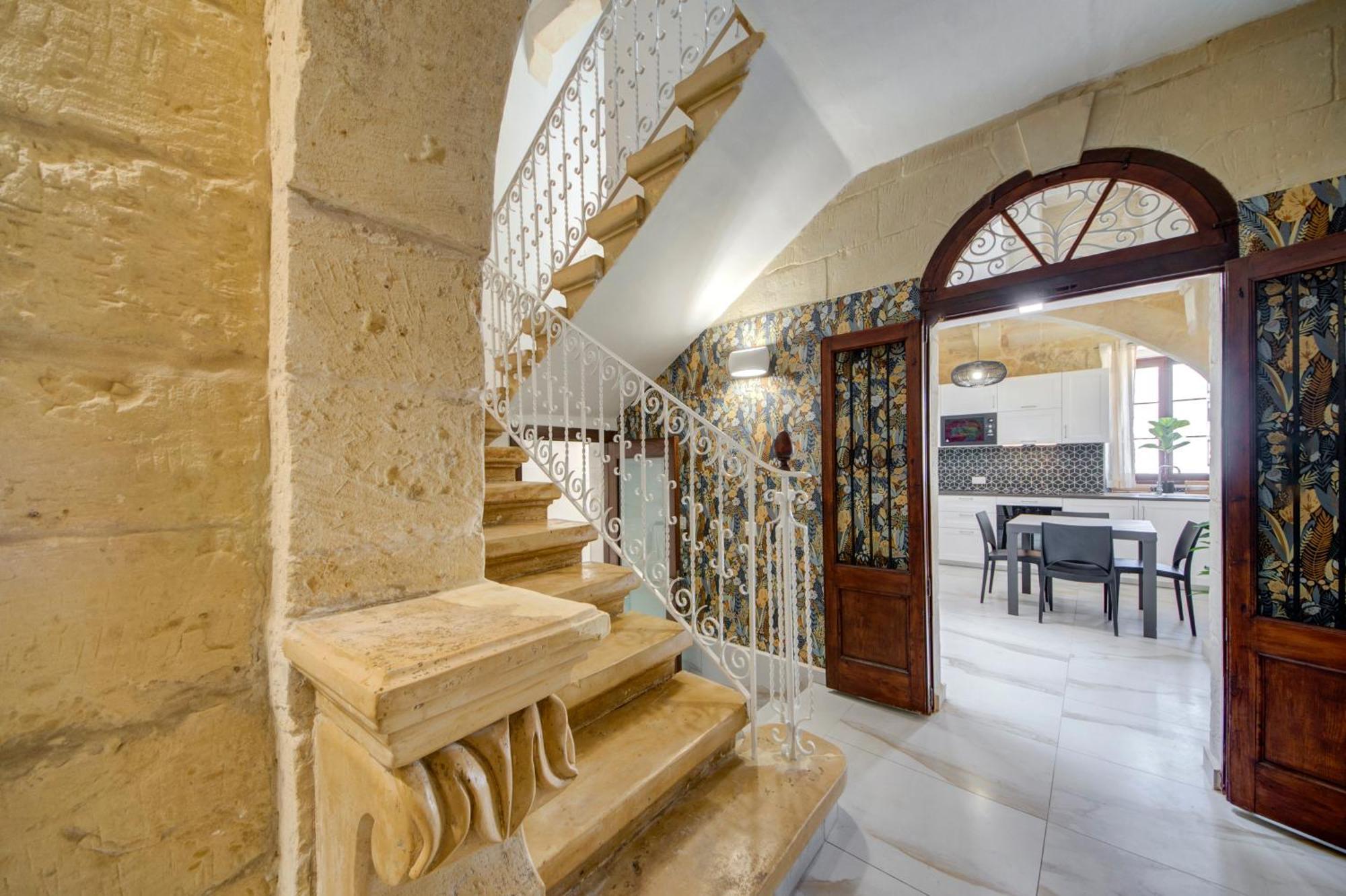 Casa de Férias Stunning Modern-traditional 3br Townhouse In *