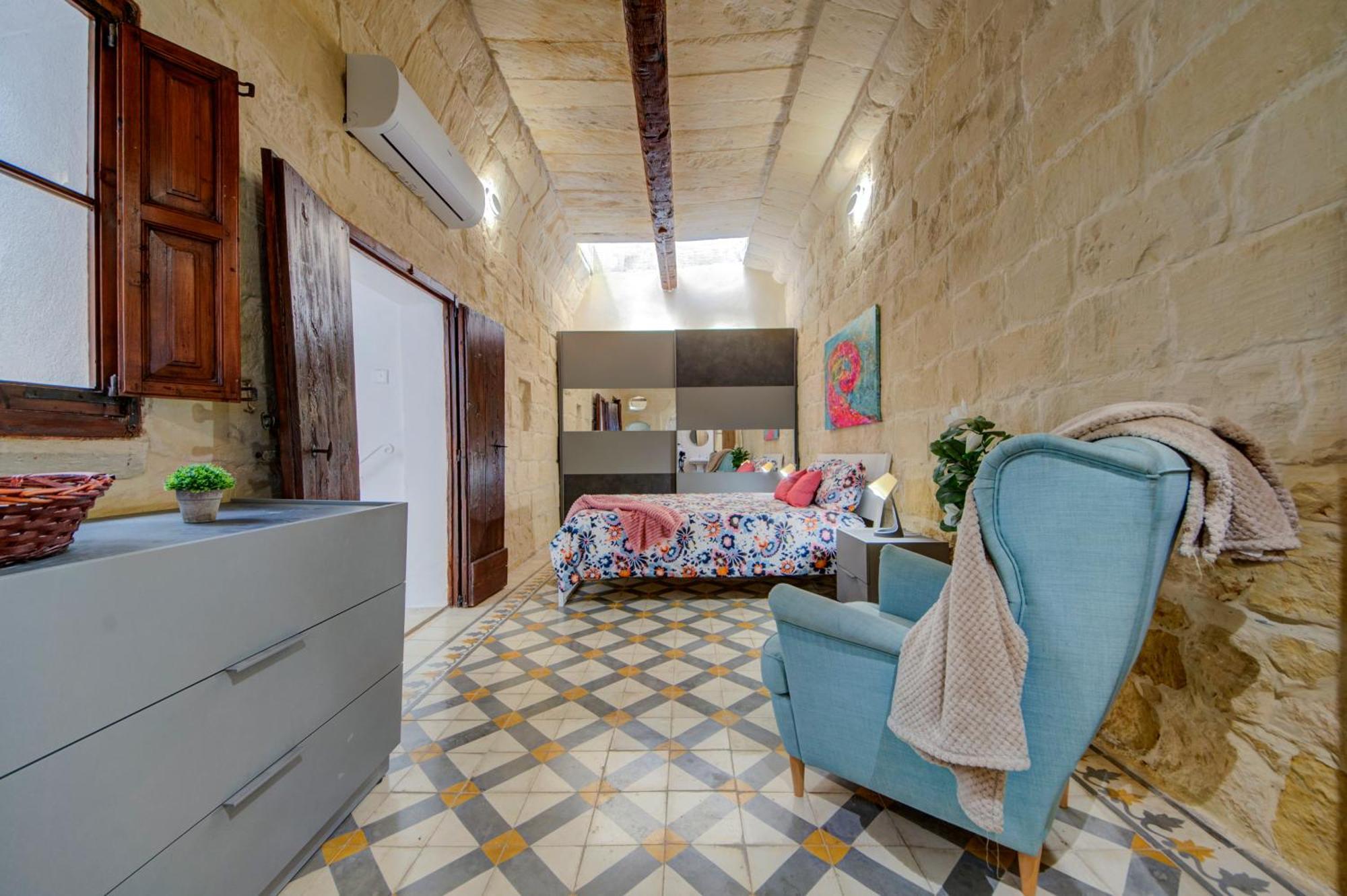 Stunning Modern-traditional 3br Townhouse In Casa de Férias Mosta